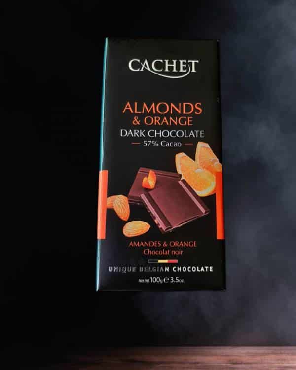 Chocolate 57% cacao con almendra y naranja - Alcacén de Liñares